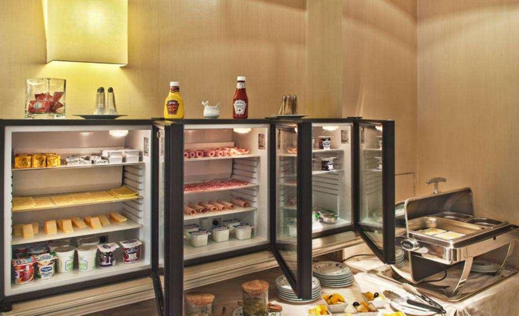 Hotel Relais Bosquet By Malone Paris Restoran gambar